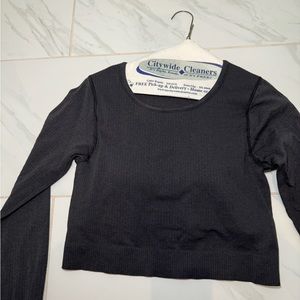 Ribbed black lulu top